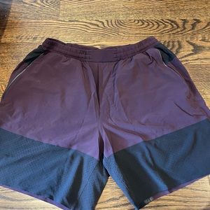 EUC: lululemon shorts - large - burgundy/maroon and black